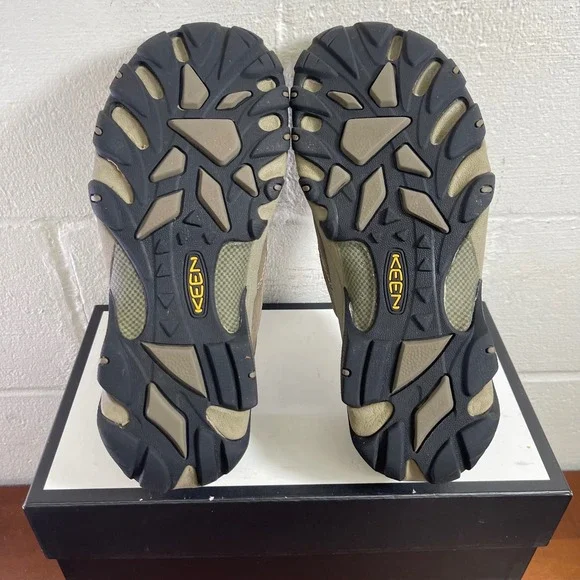 Keen Targhee 2 Soho 1025861 Brown Leather Hiking Shoes Slip On Men's Size 11 US